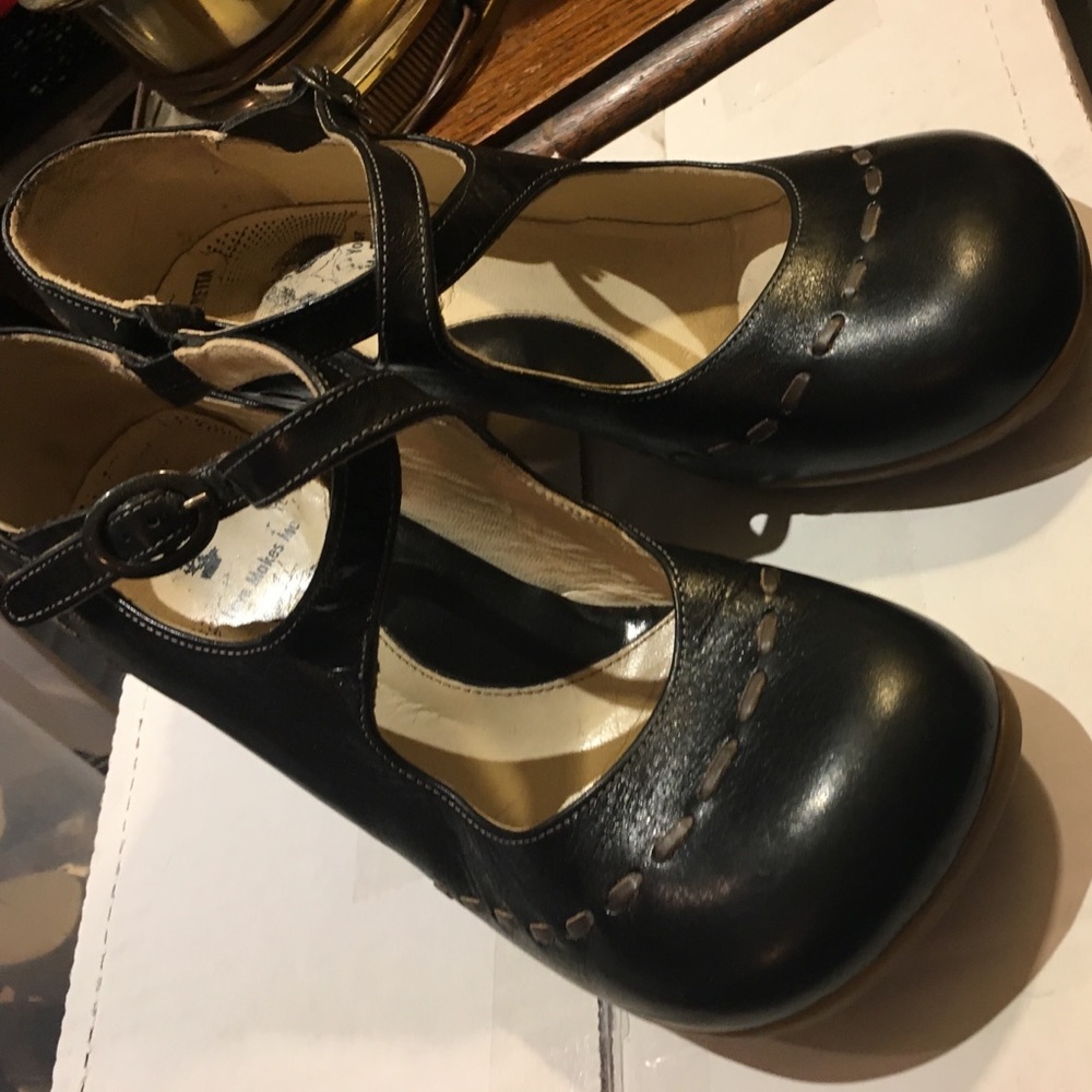 Fluevog-Malibran Operetta- Blk-Size 7 Mary Jane
